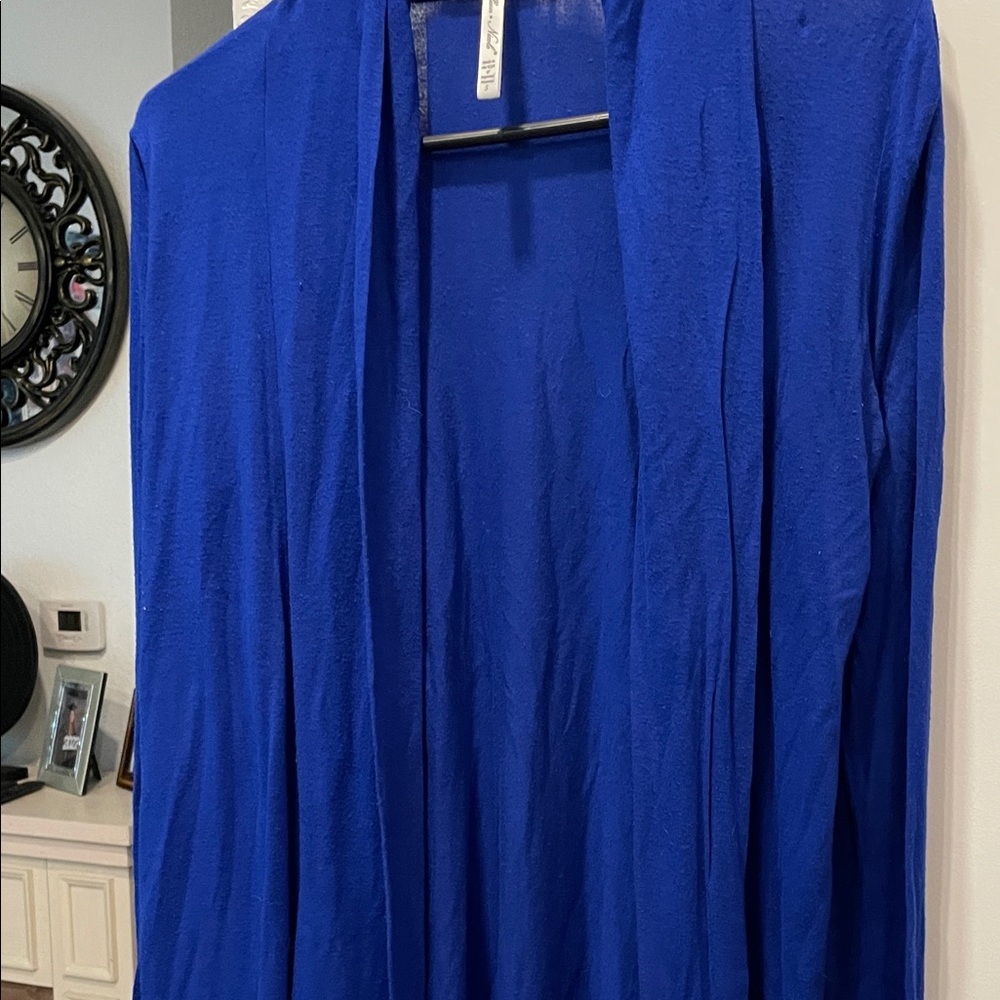 Chic Women's Blue Cardigan